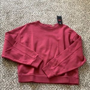 Levi’s Cropped Sweatshirt